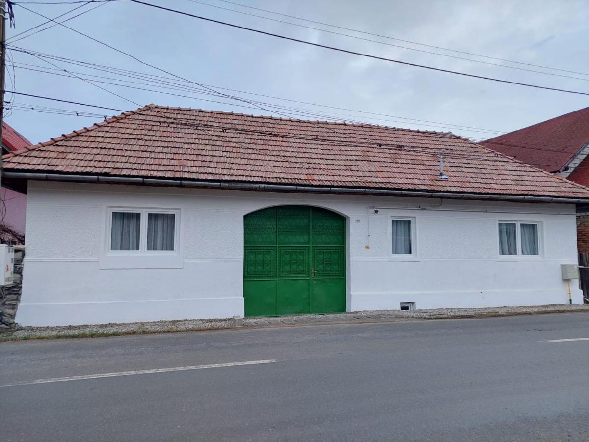 Casuta De Sub Munte Cartisoara Exterior foto